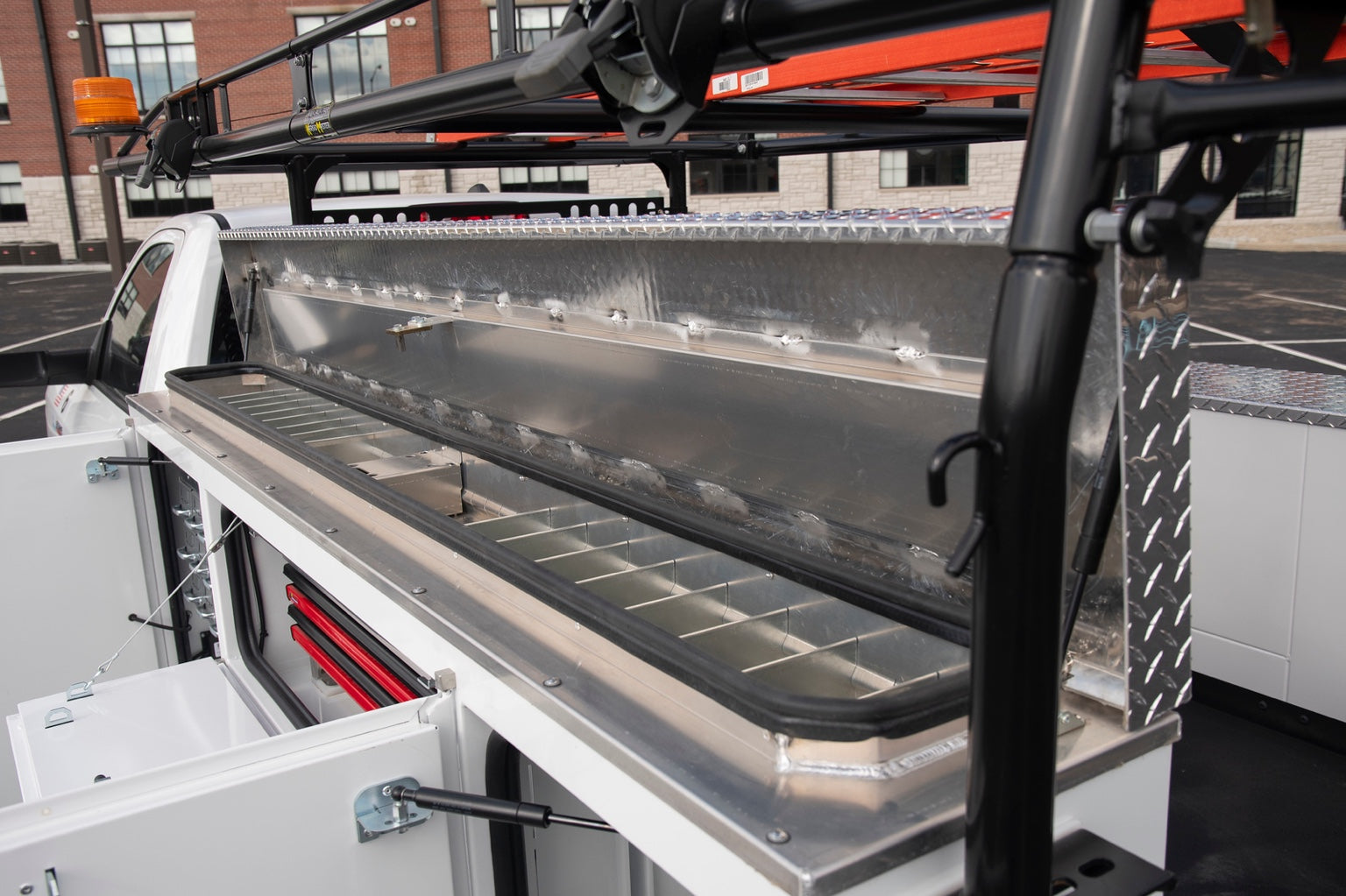 Fliplid rack