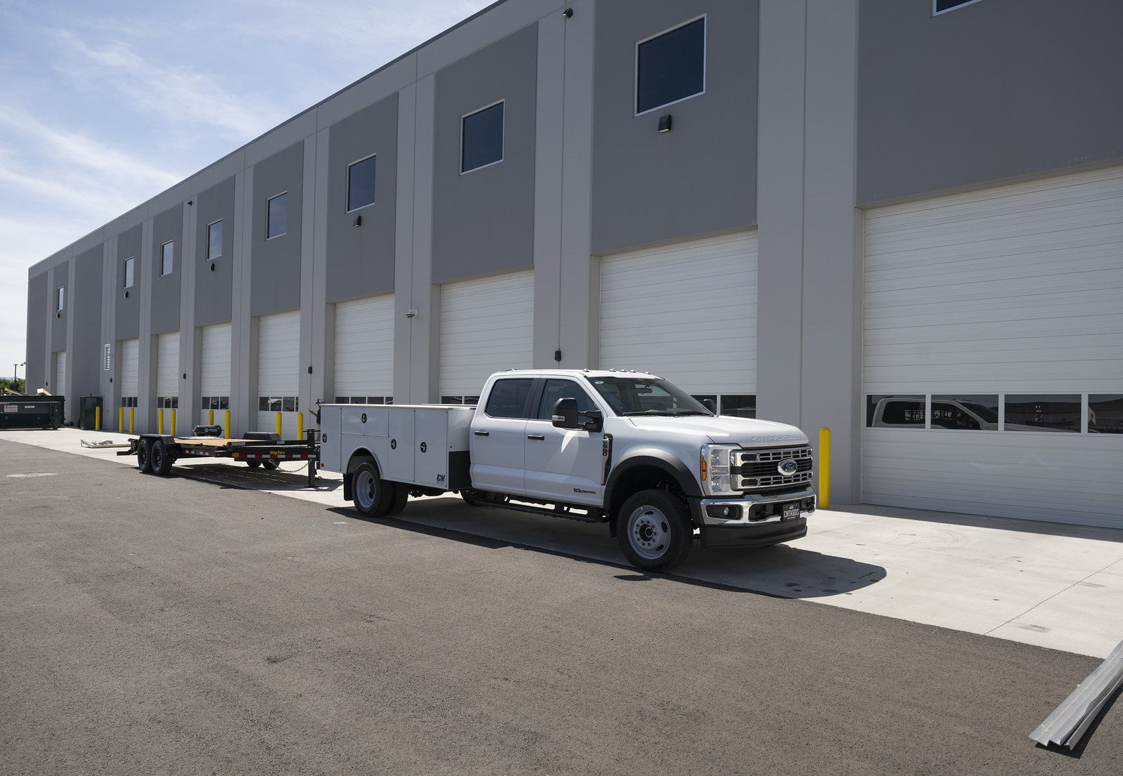 Sb trailer building min