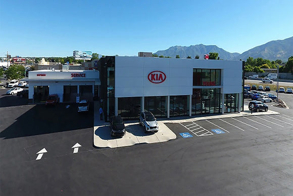 <p><a href="https://www.youngkia.com/" target="_blank"><strong>Young Kia<br/></strong></a>308 N Main, Layton, UT 84041</p>